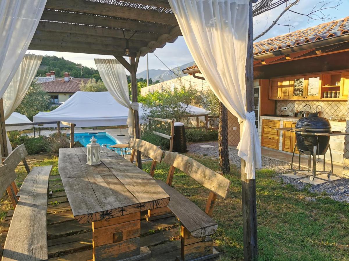 Cebron Family Estate Hotel Branik Buitenkant foto